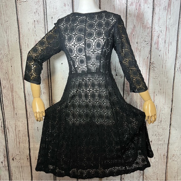 Vintage Crochet Floral Lace Black Sheer Cocktail Fit & Flare Dress SMALL EUC - Picture 3 of 15